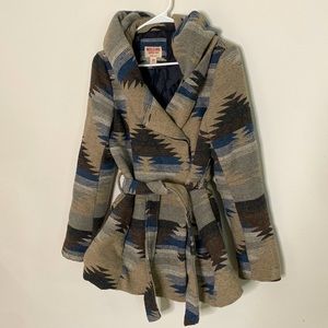 WARM COMFY WINTER MEDIUM JACKET